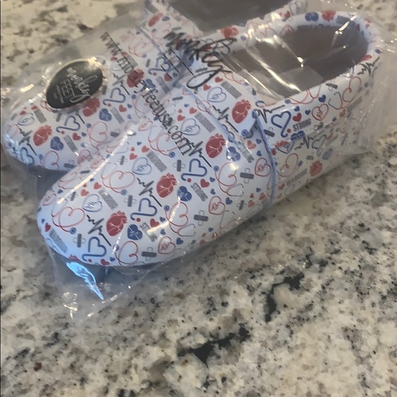 Monkey Feet Wounded Warrior Mocs - Picture 4 of 5